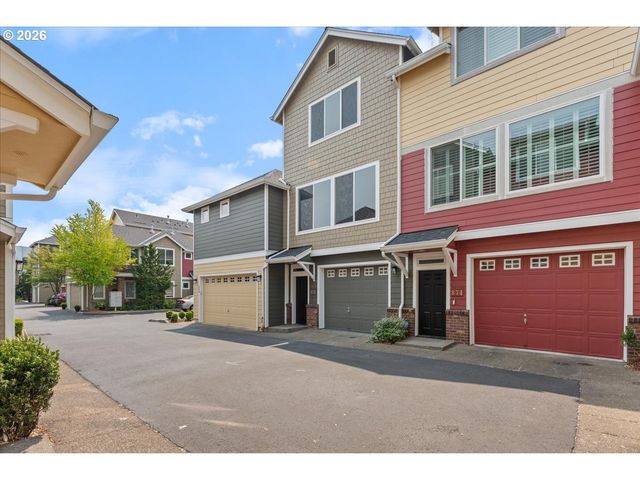 876 Nw COUNCIL Dr, Gresham, OR 97030