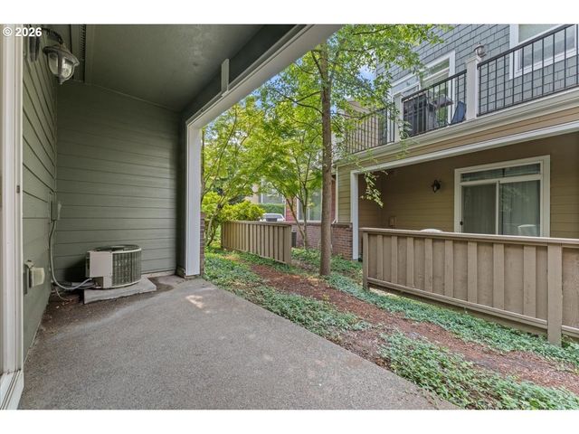876 Nw COUNCIL Dr, Gresham, OR 97030