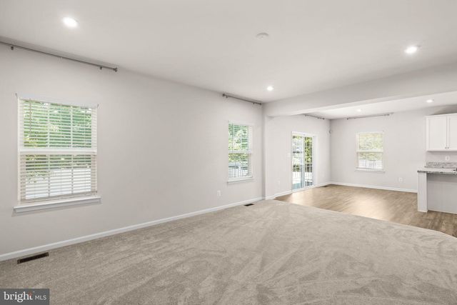 124 BROOKE VILLAGE DR, Fredericksburg, VA 22405