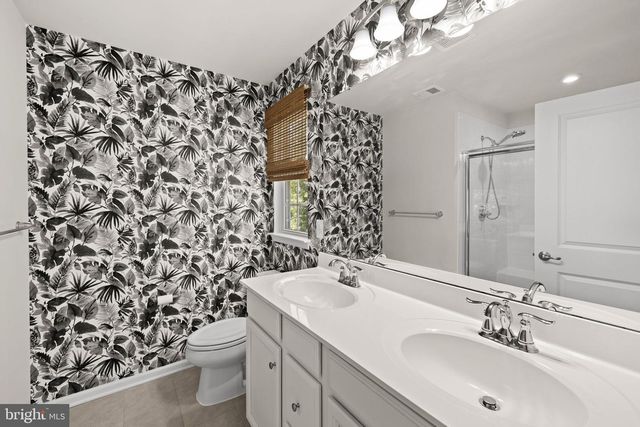 124 BROOKE VILLAGE DR, Fredericksburg, VA 22405