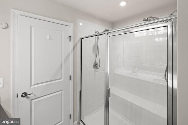 124 BROOKE VILLAGE DR, Fredericksburg, VA 22405