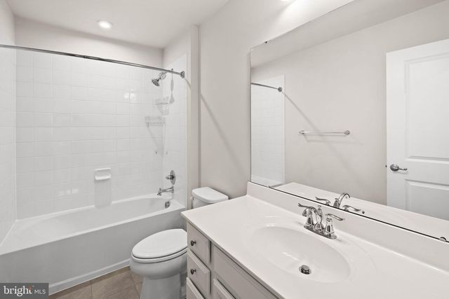 124 BROOKE VILLAGE DR, Fredericksburg, VA 22405