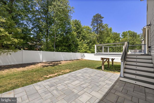 124 BROOKE VILLAGE DR, Fredericksburg, VA 22405