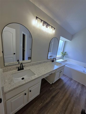 3809 Kimberly Drive, Pearland, TX 77581