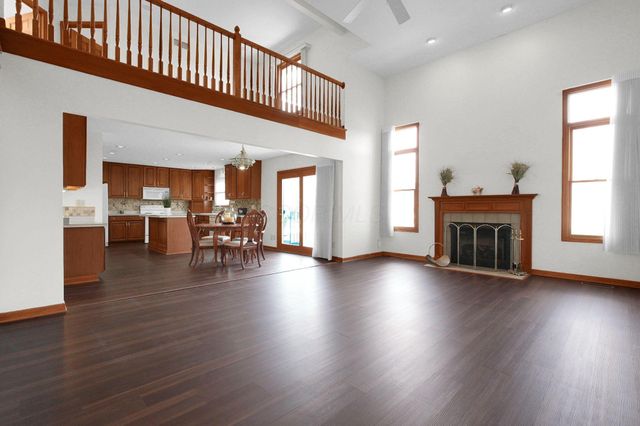 4887 Golden Grove Court, Groveport, OH 43125