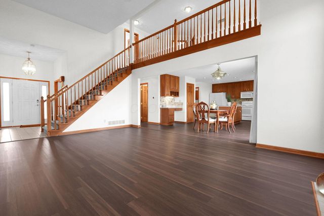 4887 Golden Grove Court, Groveport, OH 43125