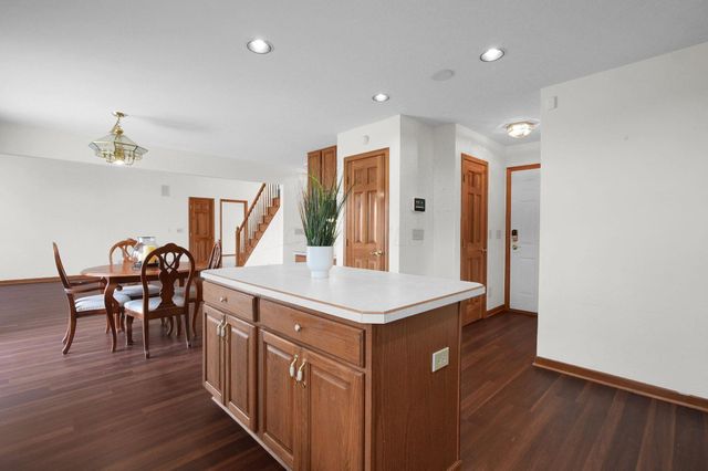 4887 Golden Grove Court, Groveport, OH 43125