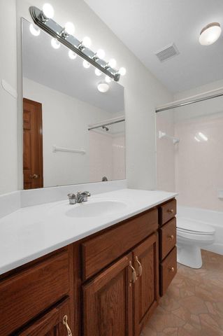 4887 Golden Grove Court, Groveport, OH 43125