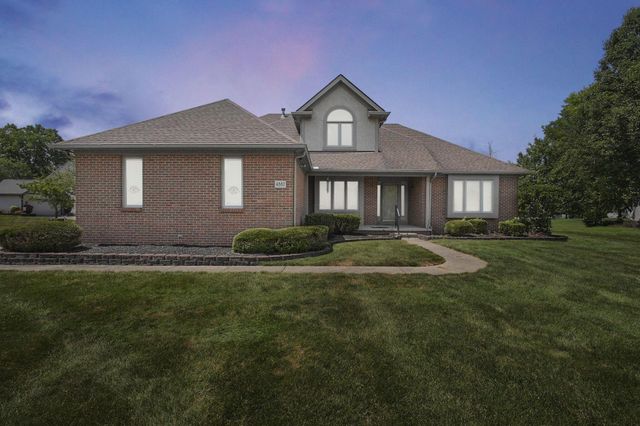 4887 Golden Grove Court, Groveport, OH 43125