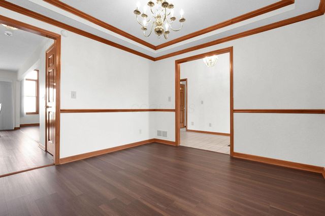 4887 Golden Grove Court, Groveport, OH 43125
