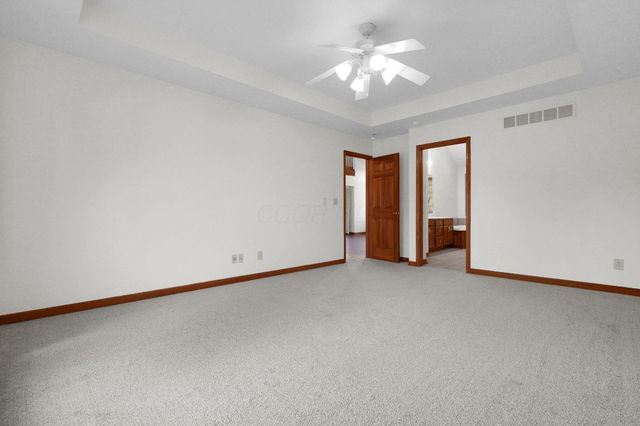 4887 Golden Grove Court, Groveport, OH 43125