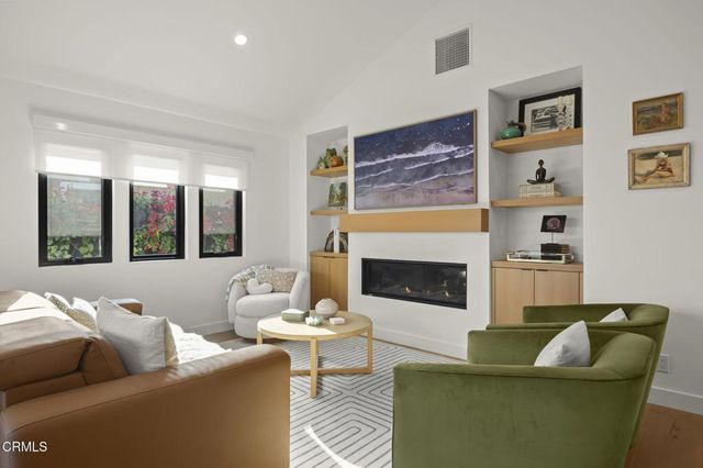 5221 Wavecrest Way, Oxnard, CA 93035