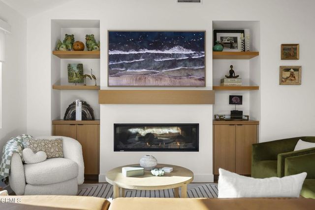 5221 Wavecrest Way, Oxnard, CA 93035