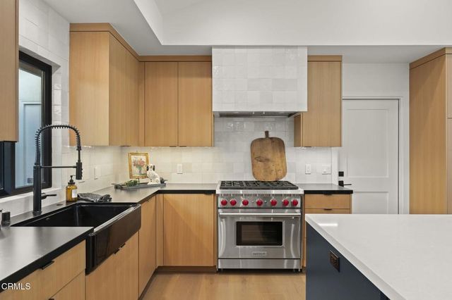 5221 Wavecrest Way, Oxnard, CA 93035