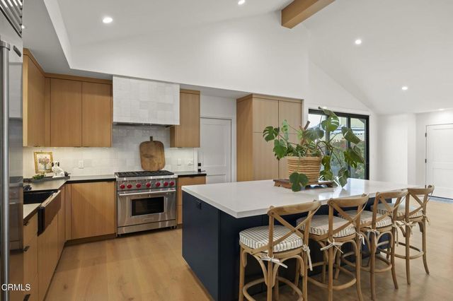 5221 Wavecrest Way, Oxnard, CA 93035