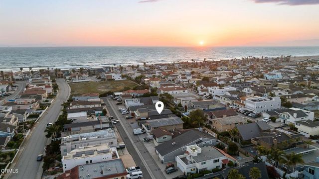 5221 Wavecrest Way, Oxnard, CA 93035