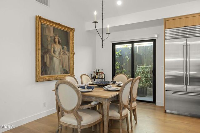 5221 Wavecrest Way, Oxnard, CA 93035