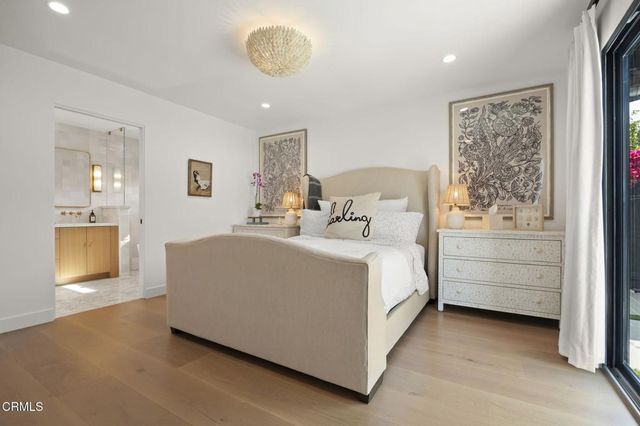 5221 Wavecrest Way, Oxnard, CA 93035