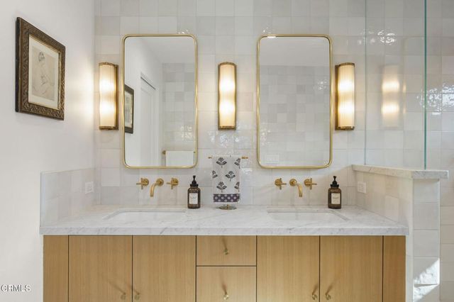 5221 Wavecrest Way, Oxnard, CA 93035