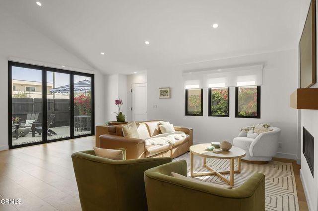 5221 Wavecrest Way, Oxnard, CA 93035