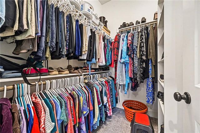 8915 NE 80th Terrace, Kansas City, MO 64158