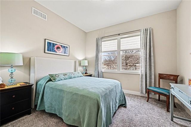 8915 NE 80th Terrace, Kansas City, MO 64158