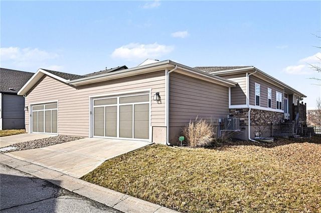 8915 NE 80th Terrace, Kansas City, MO 64158