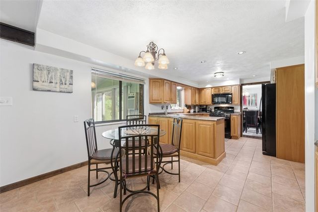 119 Wiltshire Cir, Monroeville, PA 15146