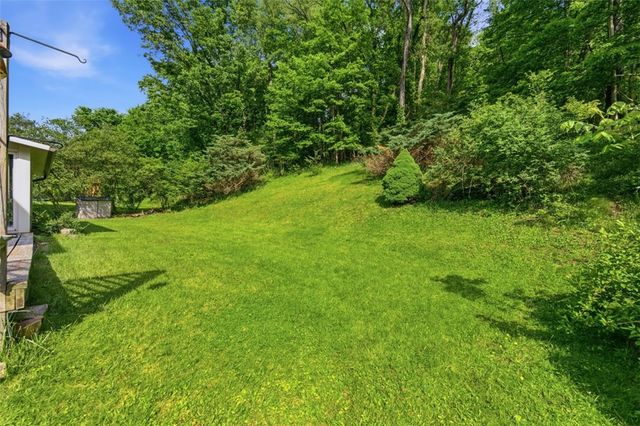 119 Wiltshire Cir, Monroeville, PA 15146