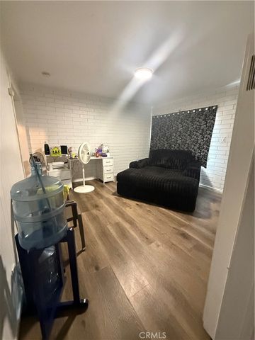 1135 W 95th, Los Angeles, CA 90044
