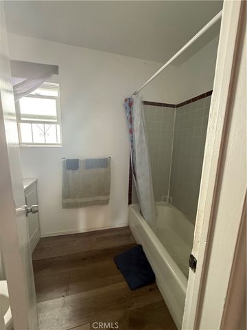 1135 W 95th, Los Angeles, CA 90044