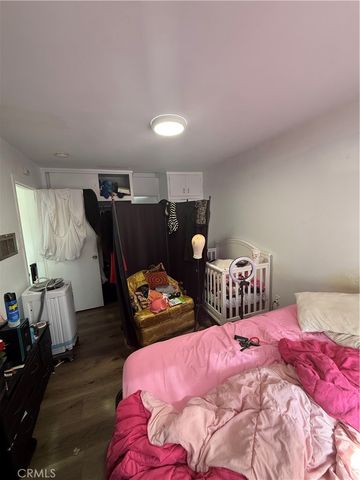 1135 W 95th, Los Angeles, CA 90044