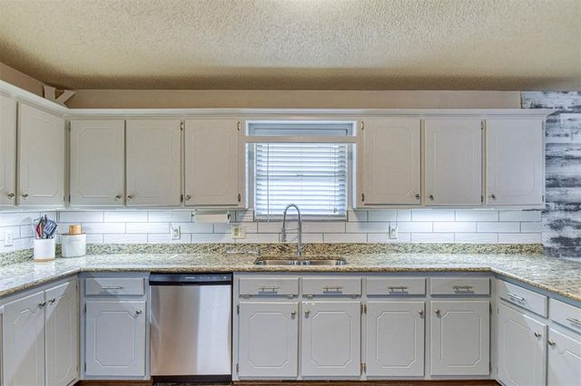 1308 SE 3rd Street, Moore, OK 73160