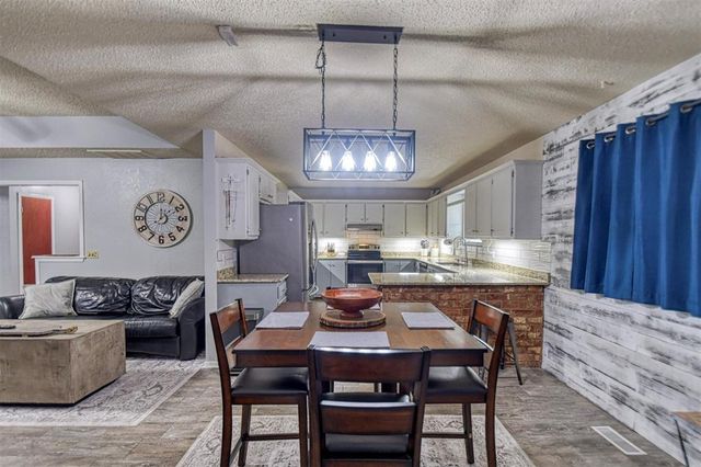 1308 SE 3rd Street, Moore, OK 73160