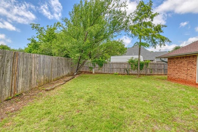 1308 SE 3rd Street, Moore, OK 73160