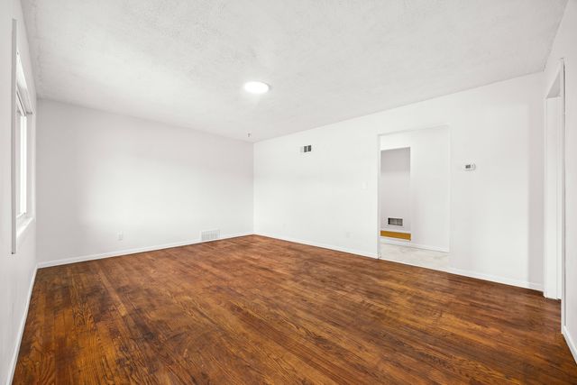 1304 Freeland Avenue, Calumet City, IL 60409