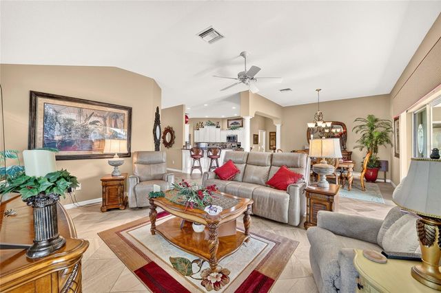 1645 HOLLOW BRANCH WAY, The Villages, FL 32162