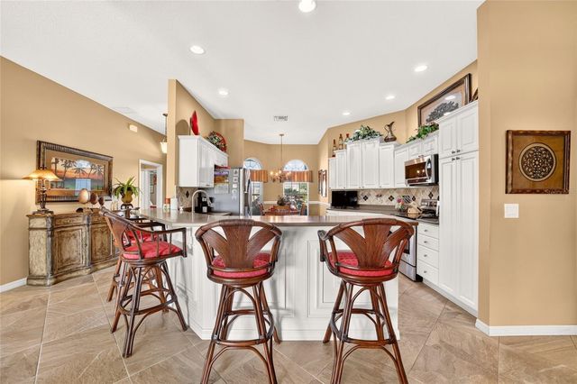 1645 HOLLOW BRANCH WAY, The Villages, FL 32162