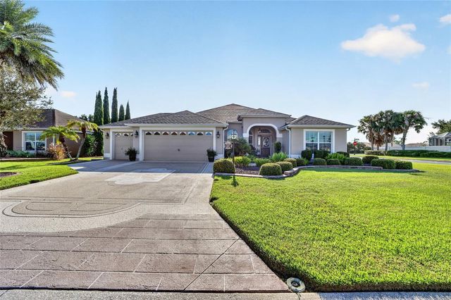 1645 HOLLOW BRANCH WAY, The Villages, FL 32162