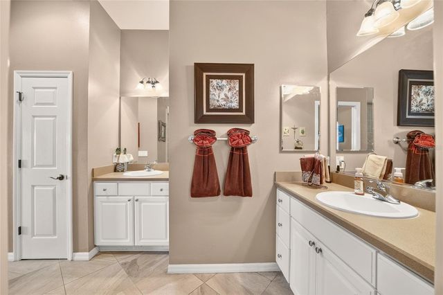 1645 HOLLOW BRANCH WAY, The Villages, FL 32162