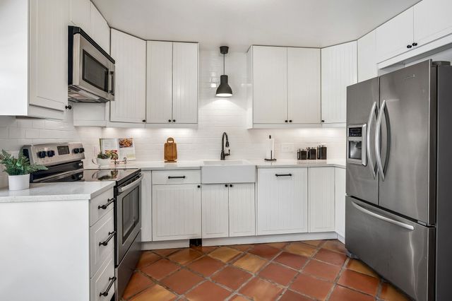525 W Lookout Drive 122, Richardson, TX 75080