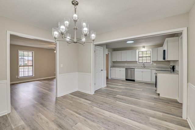 2402 Crystal Court Drive, Augusta, GA 30906