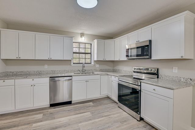 2402 Crystal Court Drive, Augusta, GA 30906