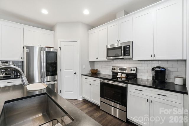 2656 Poplar Cove Drive NW, Concord, NC 28027