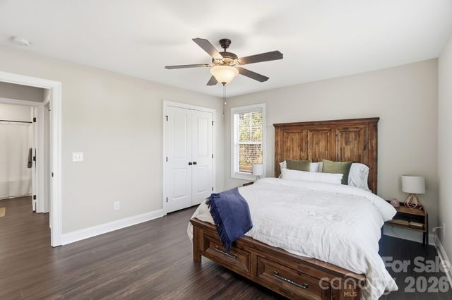 2656 Poplar Cove Drive NW, Concord, NC 28027