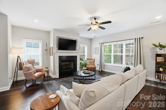 2656 Poplar Cove Drive NW, Concord, NC 28027