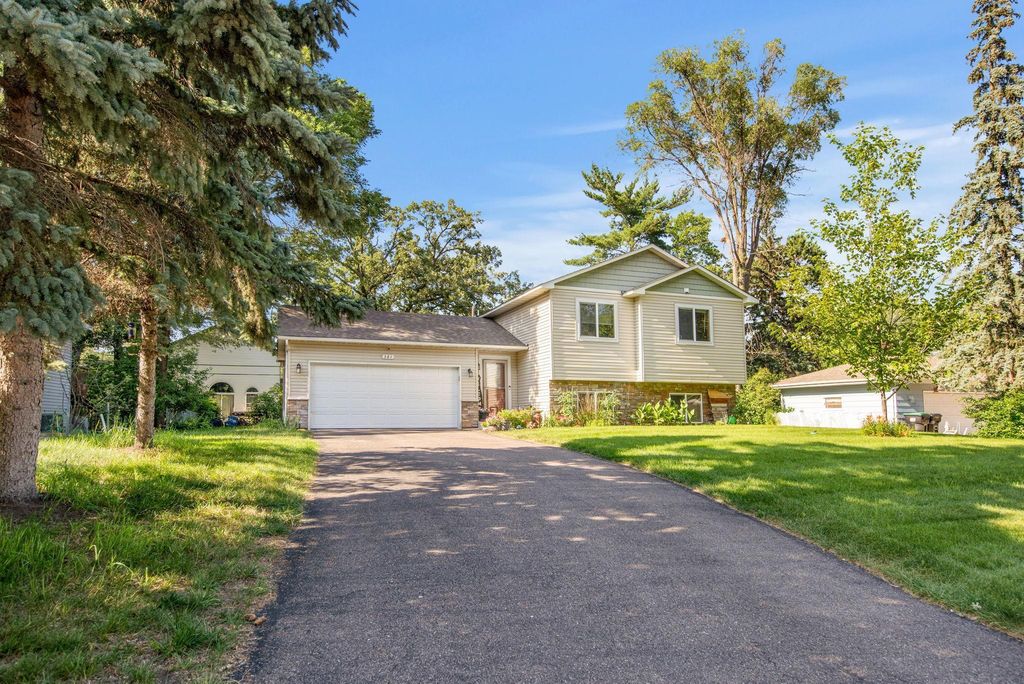 381 Ironton st, Fridley, MN 55432
