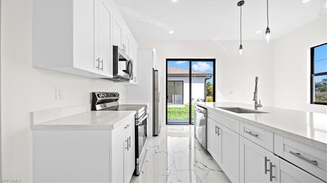 1141 Barfield ST E, Lehigh Acres, FL 33974