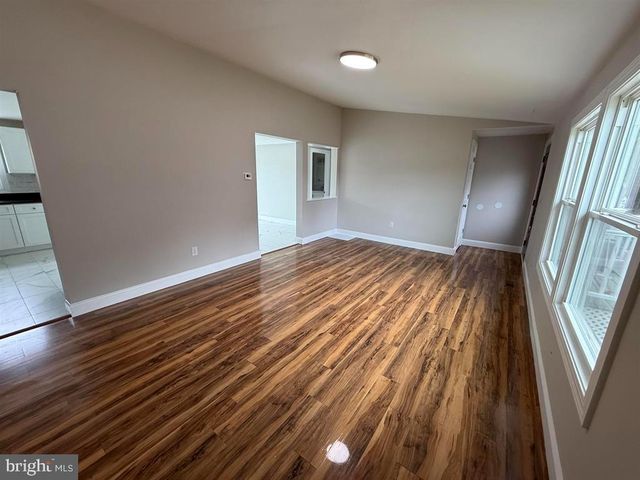 656 NOTTINGHAM DR, Vineland, NJ 08360