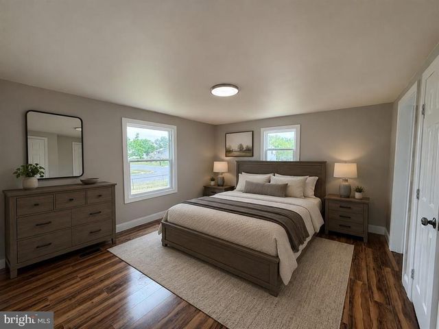 656 NOTTINGHAM DR, Vineland, NJ 08360